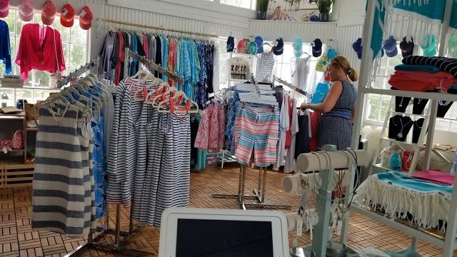 Popponesset Marketplace